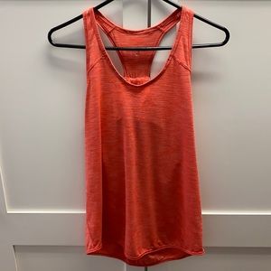 Lululemon essentials tank top